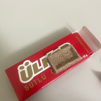 Ülker Napoliten Sütlü Çikolata Bozuk Çıktı, Şikayetime Cevap Alamadım