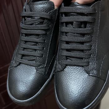 Ayakkabının Tek Kullanımda Burun Bölümünde Ezilmesi Ve Değişim Talebi