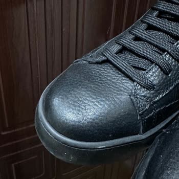 Ayakkabının Tek Kullanımda Burun Bölümünde Ezilmesi Ve Değişim Talebi