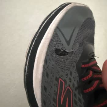 Skechers Çocuk Ayakkabısında Erken Yırtılma Ve Ücret İadesi Talebi