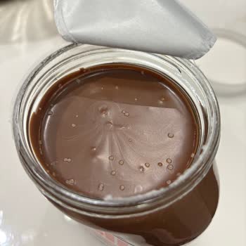 Nutella'da Küflenme Ve Beyaz Kabarcıklar: Sağlık Riski Ve İade Talebi