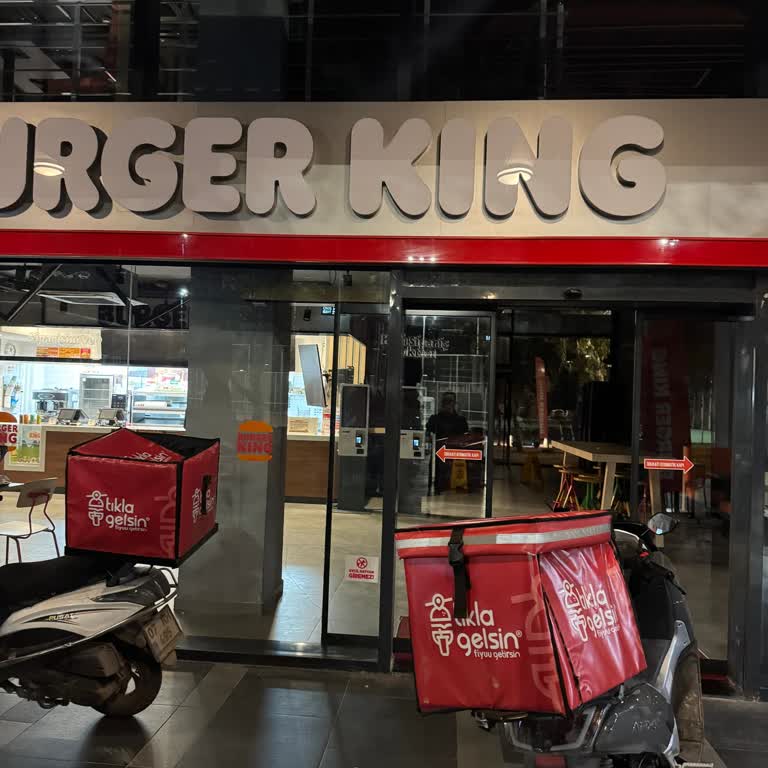 Burger King Beachpark Şubesinde Ödenen Sipariş Teslim Edilmedi, İade Hâlâ Bekleniyor