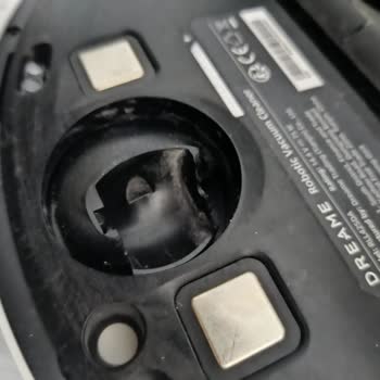 Dreame Robot Süpürge Ön Tekerleği Kırıldı, Garanti Servisi Ücret Talep Ediyor