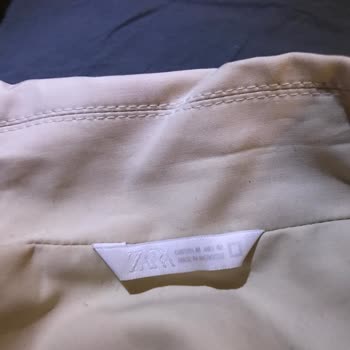 Zara Mağazasında İade Talebinde Kullanılmış İddiası Ve Saygısız Davranış