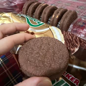 Ülker Halley Ürünün Nemli Ve Kirli Görünümü Hijyen Endişesi Yaratıyor