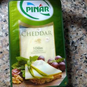 Pınar Cheddar Peyniri Açılmamış Olmasına Rağmen Küflenmesi Ve İade Talebi
