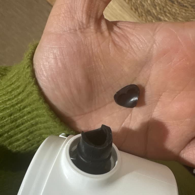 Bulaşık Makinesinde Yıkanması İddia Edilen Nespresso Lattissima Süt Haznesi Kırıldı, Garanti Dışı