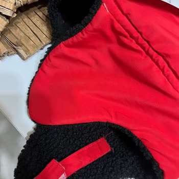 Sökük Şapka Ve Hasarlı Kargo Paketi İle Kalite Kontrolü Sorunu