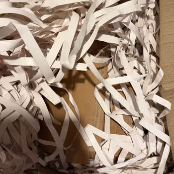 DHL Kargo'nun Kırık Sehpa Teslimatları Ve Tazmin Talebi