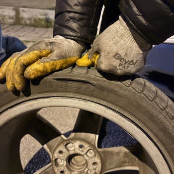 Kısa Sürede Pirelli Lastiğinde Logo Yırtılması Ve Garanti Reddine Karşı Şikayet