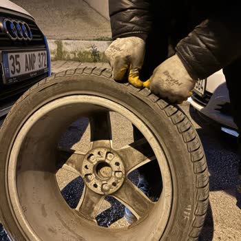 Kısa Sürede Pirelli Lastiğinde Logo Yırtılması Ve Garanti Reddine Karşı Şikayet