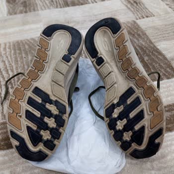 İç Kısmı Yırtılan Skechers Ayakkabı İçin Değişim Talebi