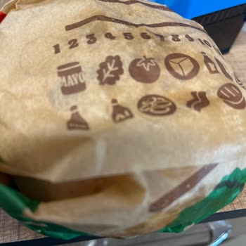 Yemeksepeti Üzerinden Geç ve Soğuk Gelen Burger King Siparişinde İade Reddedildi