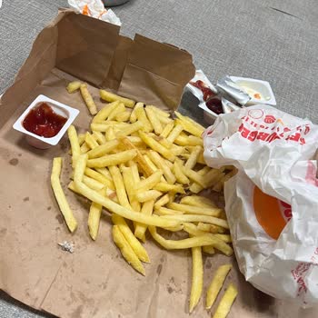 Köfte Burgerinde Kurt Bulunması Nedeniyle Sağlık Tehlikesi