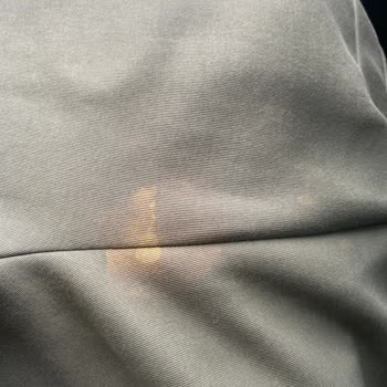 Saç Boyama Renk Uyumsuzluğu Ve Saygısız Hizmet İçin 5000 TL İade Talebi