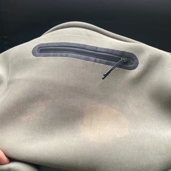 Saç Boyama Renk Uyumsuzluğu Ve Saygısız Hizmet İçin 5000 TL İade Talebi