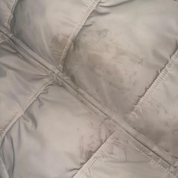 Kuru Temizlemede Montum Çamurlandı Ve Fermuarı Soyuldu, Şube Umursamaz Davranış Sergiledi