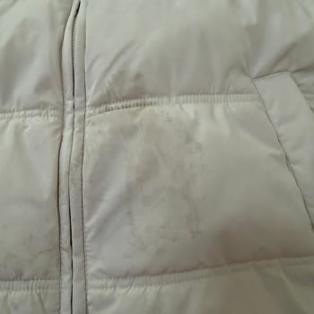 Kuru Temizlemede Montum Çamurlandı Ve Fermuarı Soyuldu, Şube Umursamaz Davranış Sergiledi