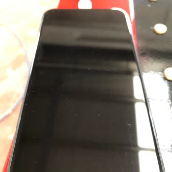 Yanıltıcı Yenilenmiş İphone 11 Çizik Ve Darbe İzleriyle Satıldı