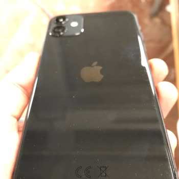 Yanıltıcı Yenilenmiş İphone 11 Çizik Ve Darbe İzleriyle Satıldı