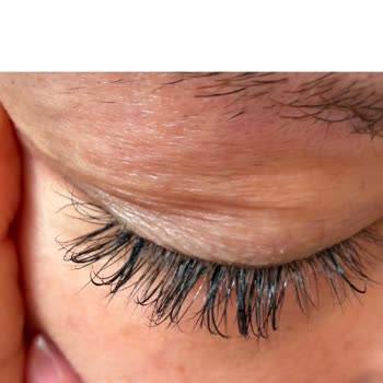 Büşra Yıldız Beauty İpek Kirpik Uygulamasında Yoğunluk Eksikliği ve Hızlı Dökülme