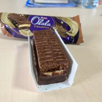 Ülker Olala Tiramisu’da Kakaolu Kısım Ambalajda Var, Üründe Yok