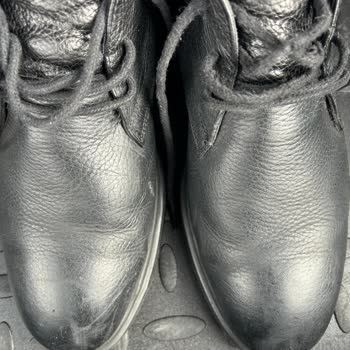 FLO Mağazası Ayakkabısının Su Alması Ve Kalite Sorunu