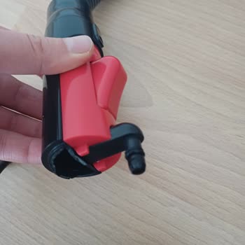 Kiwi Home Herhangi Bir Zorlama Yapmamama Rağmen Makinenin Başlığı Kırıldı!