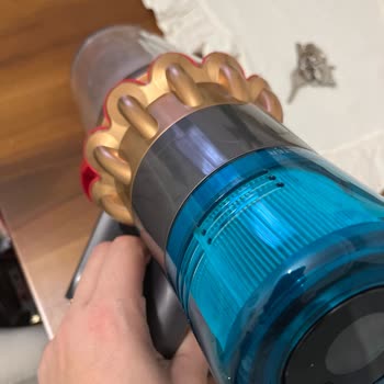 Dyson V15 Absolute Batarya Sorunu: Ücretsiz Değişim Talebi