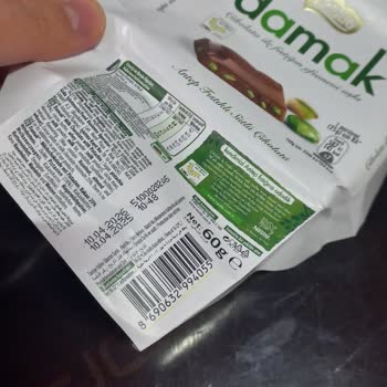 Tavsiye Edilen Tüketim Tarihi Olmasına Rağmen Erken Bozulmuş Güvenimi Sarsan Nestlé Damak Çikolatası