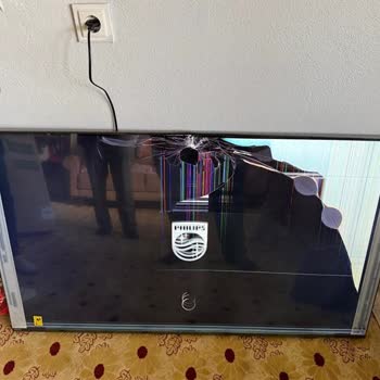 Borusan Lojistik Hasarlı Kutu Ve Kırık TV İçin Sorumluluk Reddi