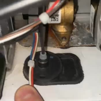 Baymak Kombi Servisindeki Sürekli Arızalar Ve Belgelenmemiş Ücretler!