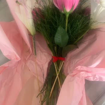 Çiçek Sepeti Ölü Çiçekler Ve 1300 TL Ücretli Buket İçin Tam İade Talebi!