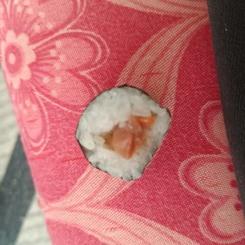 Yemeksepeti Bozuk Sushi Ve Mide Yanması Nedeniyle İade Talebi