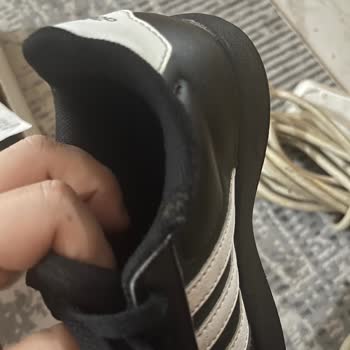 İzmit Outlet Ayakkabı Dünyası’ndan Çocuk Ayakkabısının 15 Günde Aşınması Ve İade Talebi