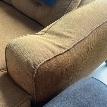 Kelebek Mobilya’da 3 Ayda Kol Koyma Kısmı Çöktü, Garanti Reddi