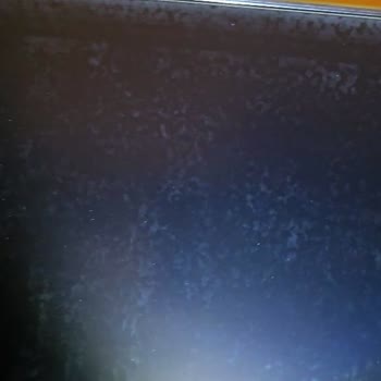 Samsung TV Ekranındaki Beyaz Lekeler Garanti Kapsamında Onarılmalı