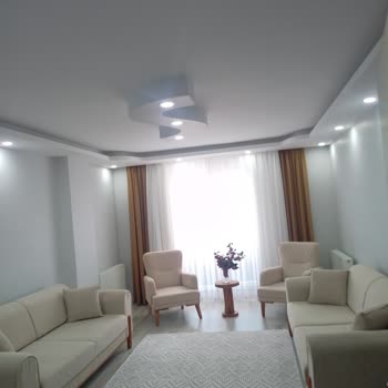 Defne Mobilya İzmir Koltukların Neredeyse Tamamında Ciddi Kumaş Sorunları Yaşıyorum