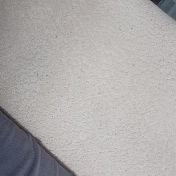 Defne Mobilya İzmir Koltukların Neredeyse Tamamında Ciddi Kumaş Sorunları Yaşıyorum