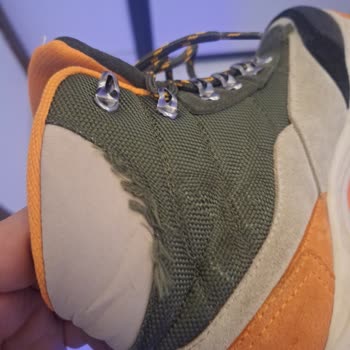 Boyner'den Alınan Ayakkabının Dikişi 5 Gün İçinde Attı, İade Talebi