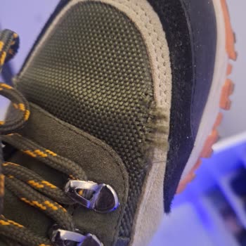 Boyner'den Alınan Ayakkabının Dikişi 5 Gün İçinde Attı, İade Talebi