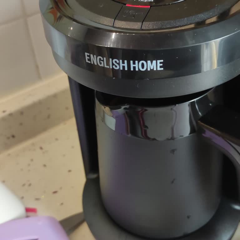 İki Arızalı Kahve Makinesi İçin Tam İade Talebi