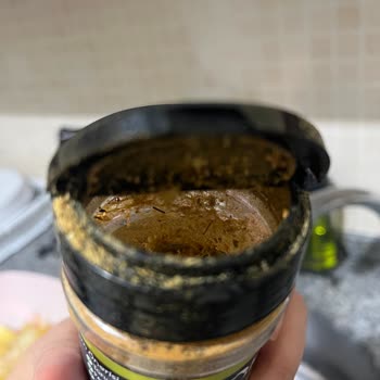 Hayfene Hava Baharatında Örümcek Benzeri Kirlilik Ve Sağlık Endişesi