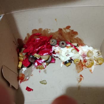 Yemeksepeti Siparişim Dökülmüş Ve İade Talebime Cevap Alınamadı