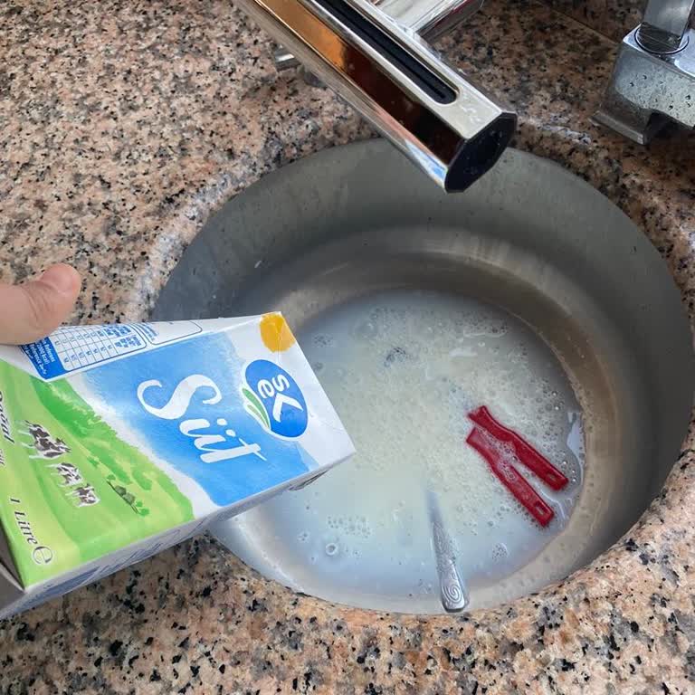 Bozuk Süt Ve Cevapsız Müşteri Hizmetleri