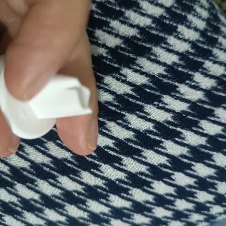 Valf Ucunun Sürekli Yırtılması Ve Ücretsiz Yedek Parça Talebi