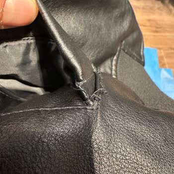 Kısa Sürede Dikişleri Sökülen Deri Ceket İçin Değişim Ve İade Talebi