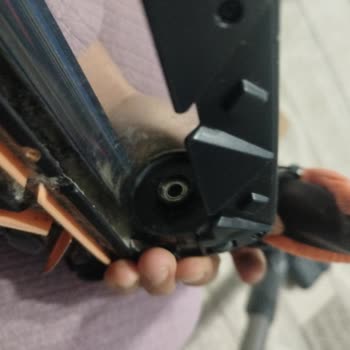 Philips Şarjlı Süpürge Parçaları Kısa Sürede Kırıldı, Yüksek Maliyet Ve Servis Sorunu