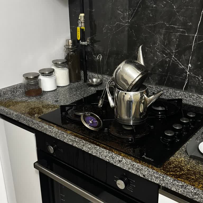 Korkmaz Çaydanlık Patlaması: Kullanıcıları Tehdit Eden Güvenlik Sorunu