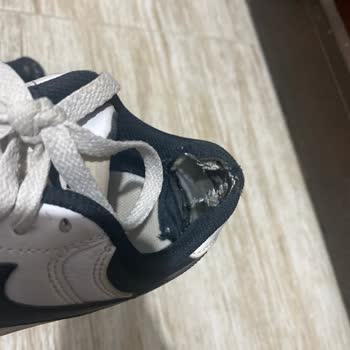 Nike Ayakkabısında Üretim Hatası Nedeniyle Aşırı Topuk Aşınması Ve İade Talebi